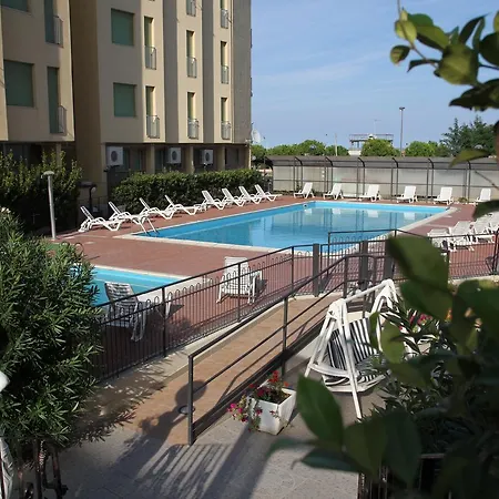 Hotel Plaza-3